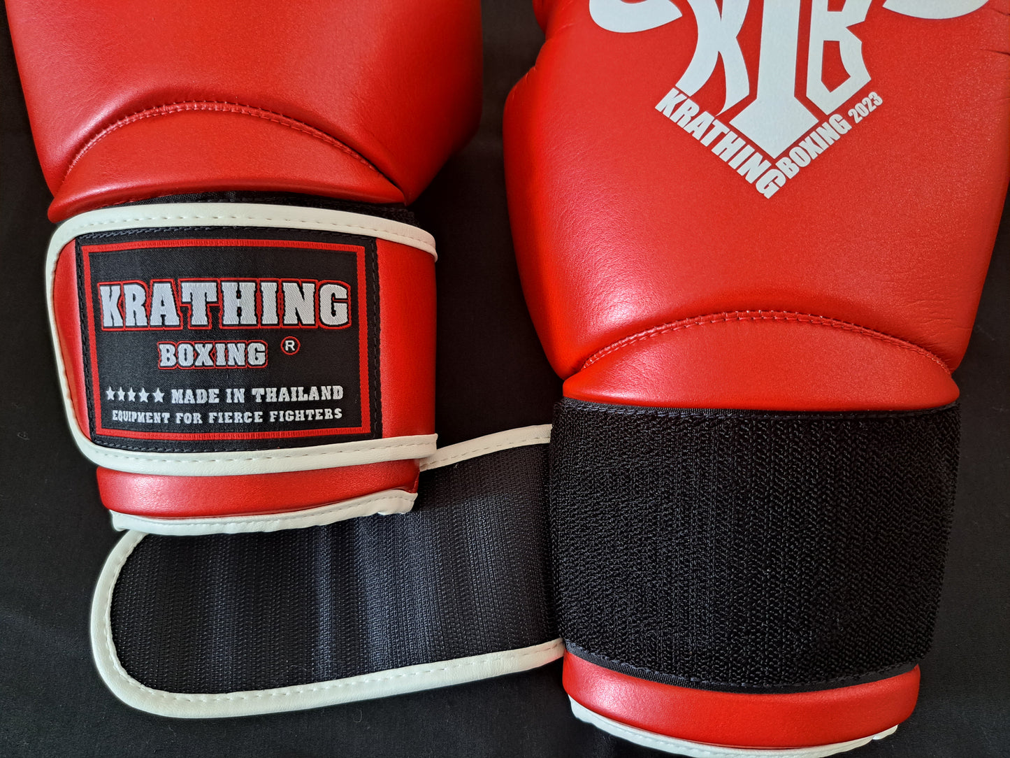 Krathing Thai Boxing Gloves - Micro Fiber - Red