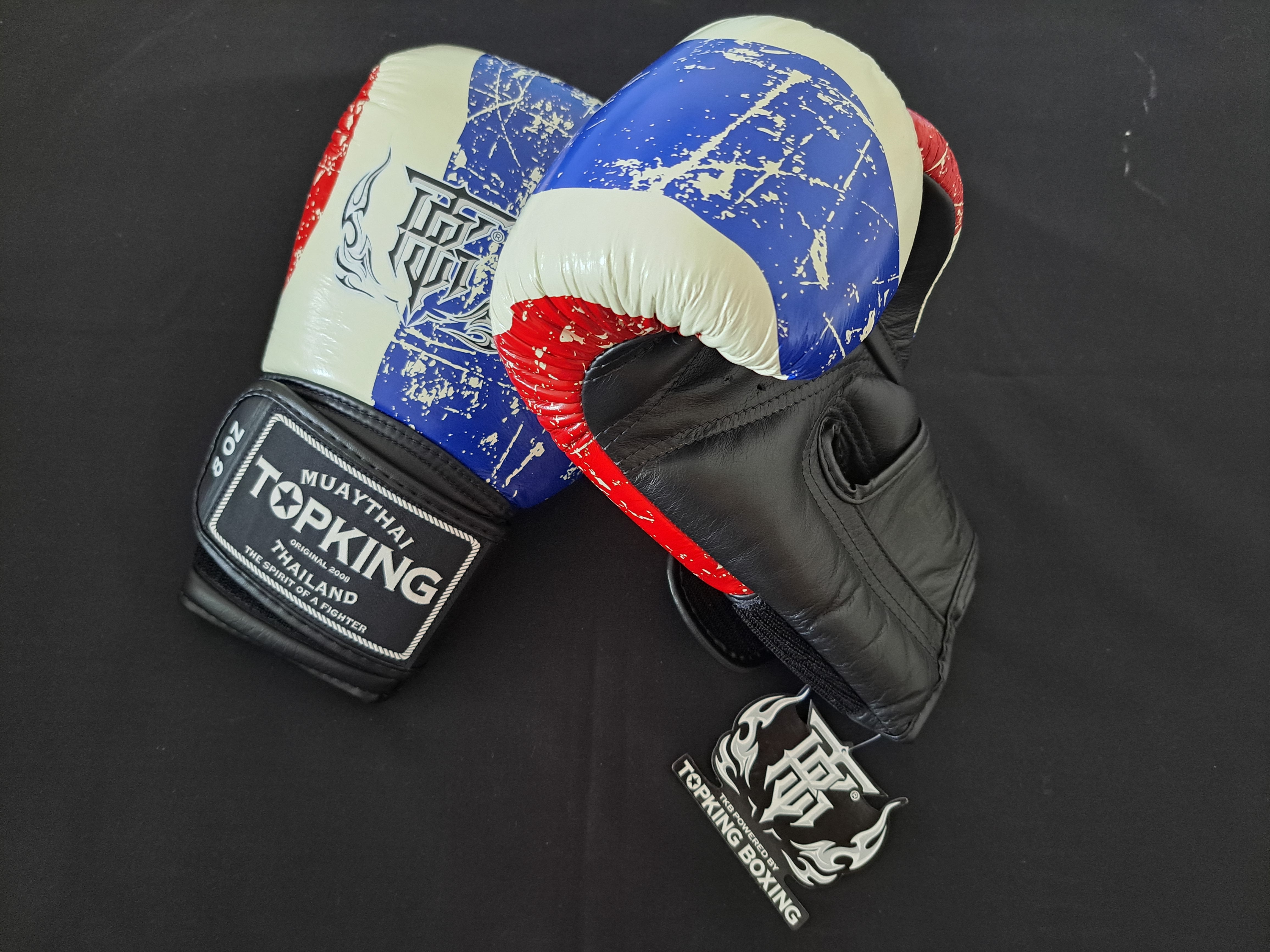 King muay best sale thai gloves