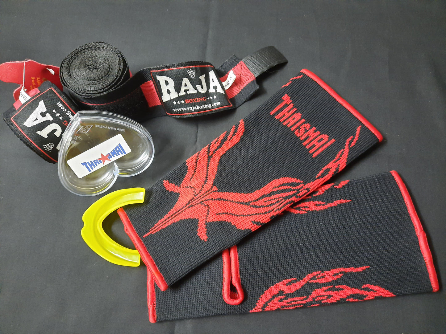 Thaismai Ankle Support/Mouth guard X Raja Elastic Handwraps