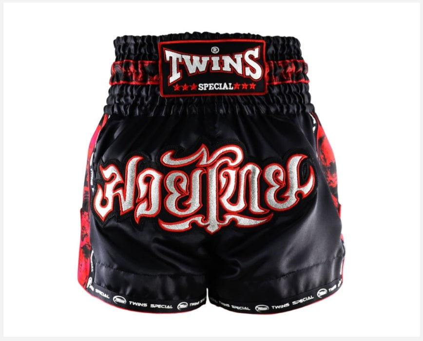 Twins Muay Thai Shorts - Skull